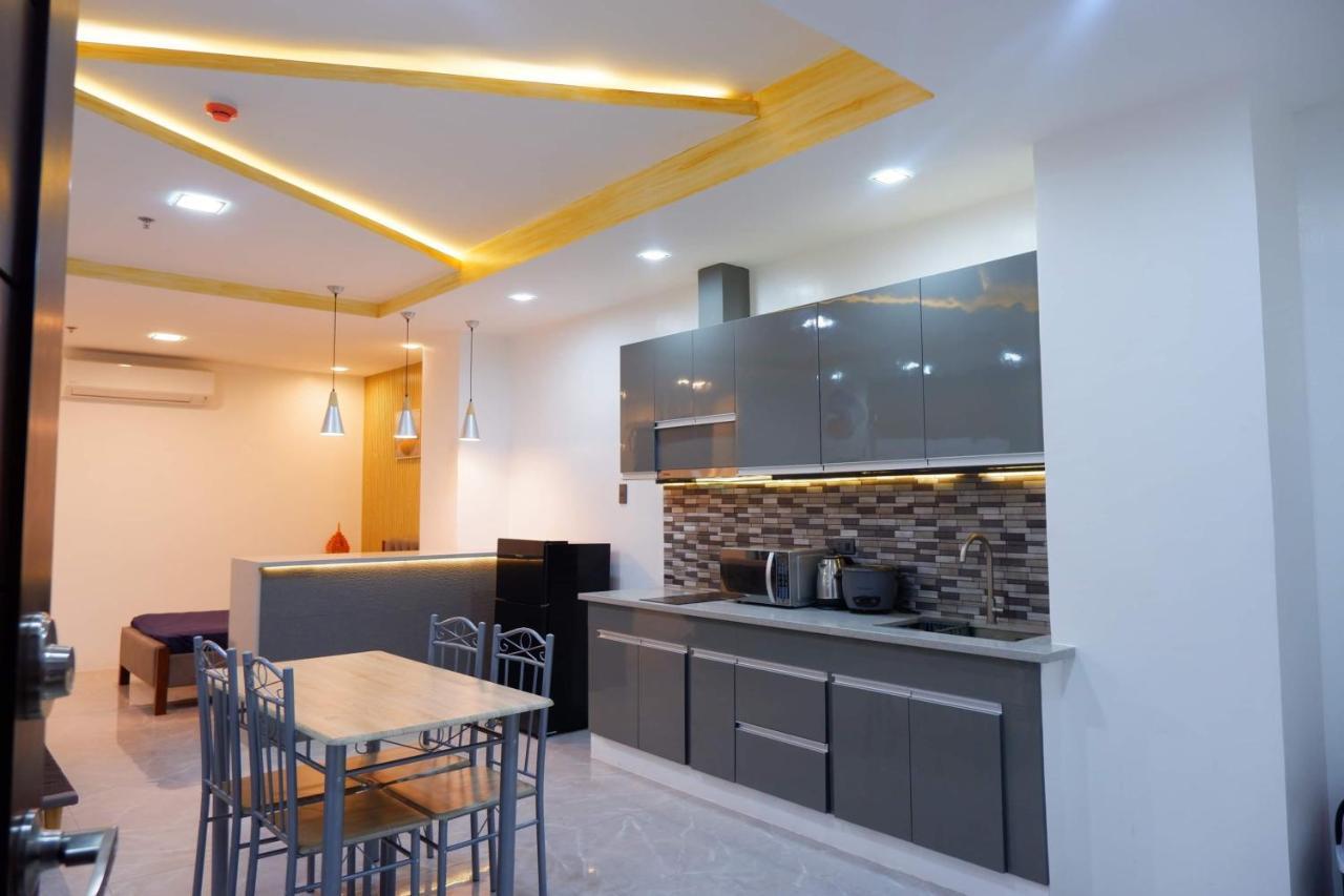 Cozy Entire Condo Unit With Pool Access 安吉利斯 外观 照片